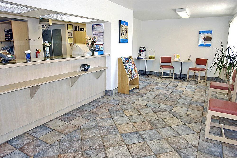 Budgetel Inn & Suites Юма Екстериор снимка
