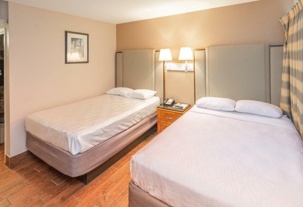 Budgetel Inn & Suites Юма Екстериор снимка